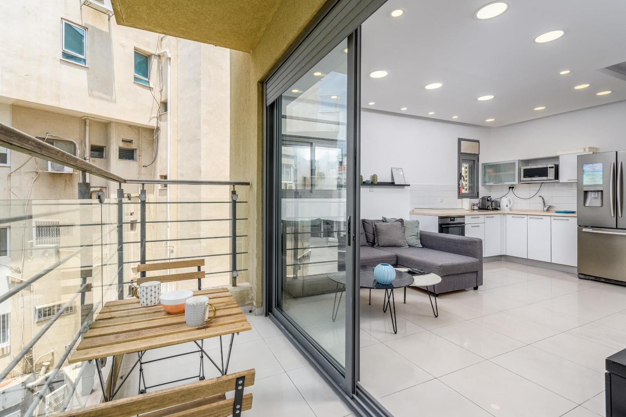 Very Nice 1 Bdr Apartment 2 Min From The Beach ! Тель-Авив Экстерьер фото