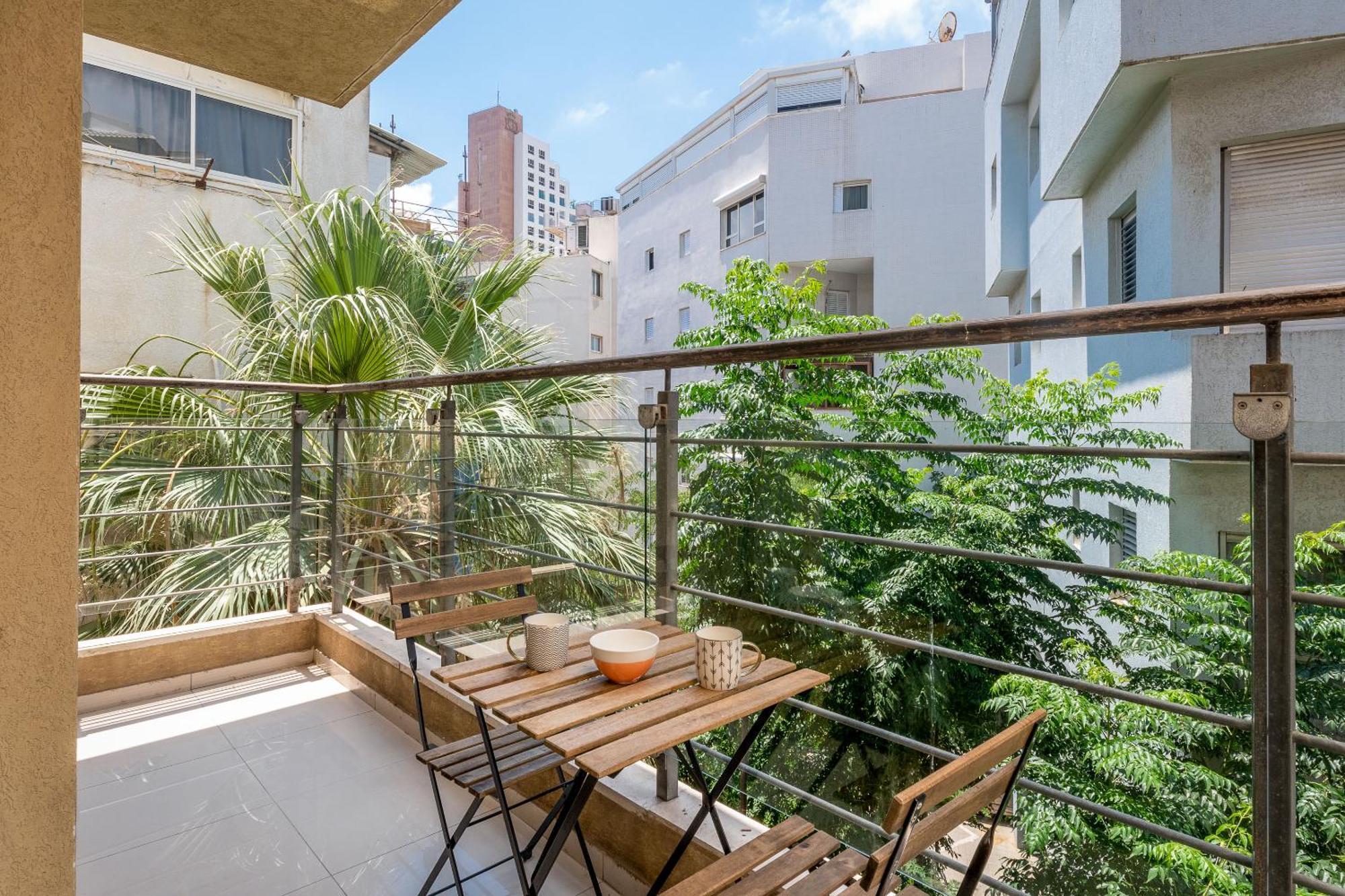 Very Nice 1 Bdr Apartment 2 Min From The Beach ! Тель-Авив Экстерьер фото